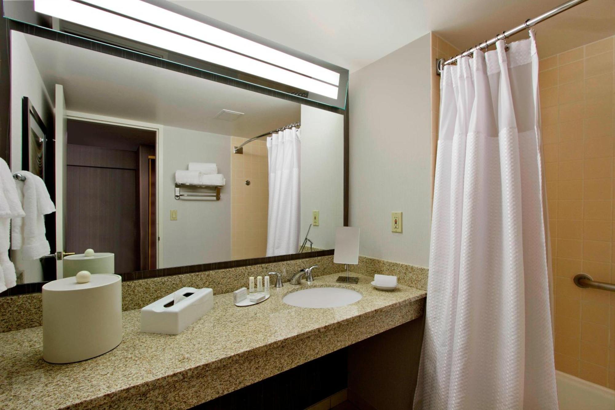 Courtyard By Marriott Lyndhurst/Meadowlands Εξωτερικό φωτογραφία